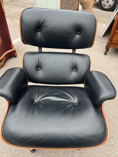 Lot 48 Eames Lounge Chair SOLD