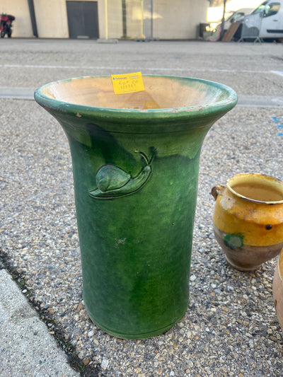 Lot 50 Green Vase Buying Trip Nov 22 SOLD