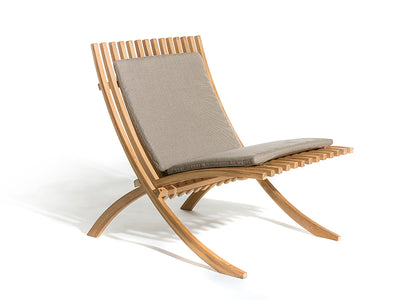 Nozib lounge chair by Skargaarden